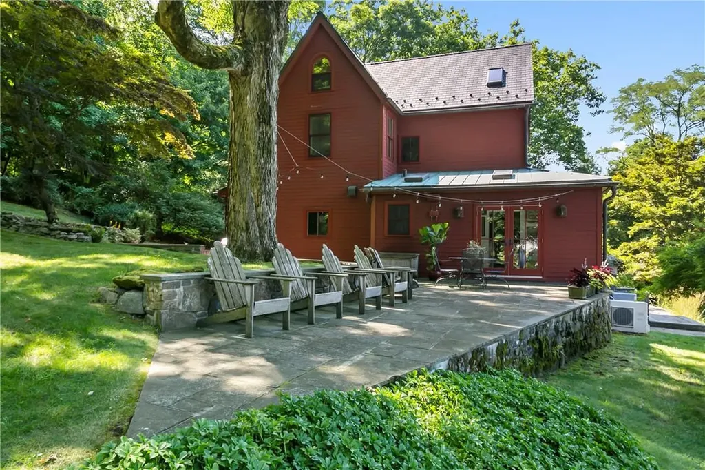 84 Mountain Road Irvington NY 10533