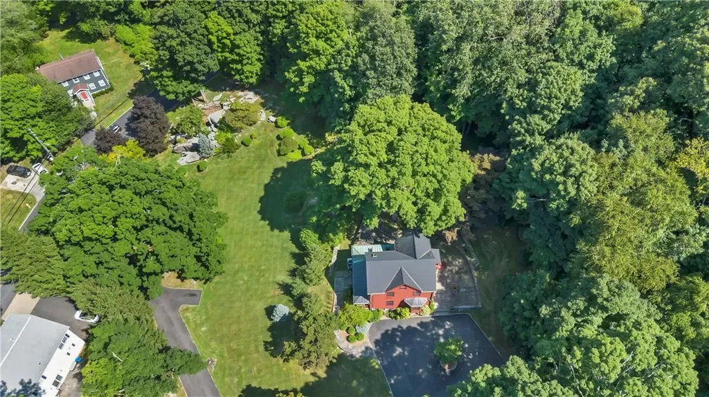 84 Mountain Road Irvington NY 10533