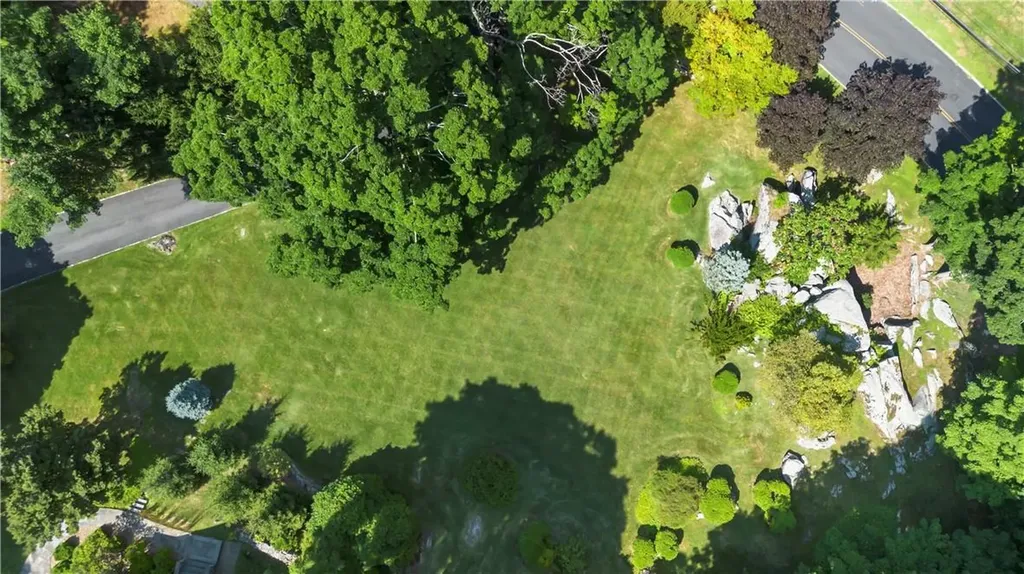 84 Mountain Road Irvington NY 10533