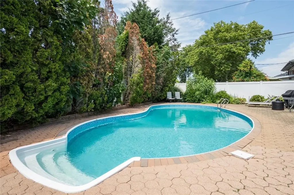 200 Willets Lane Jericho NY 11753