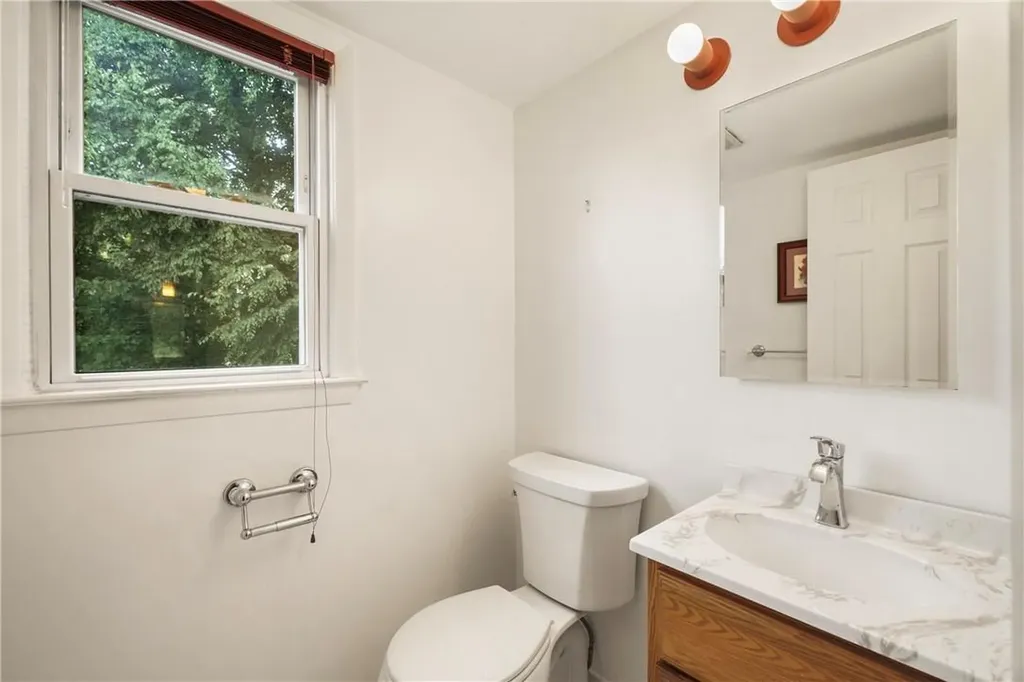 24 Mouacdie Drive Pearl River NY 10965