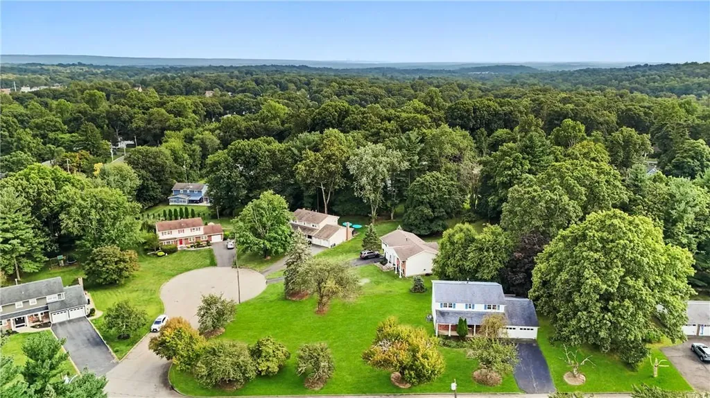 24 Mouacdie Drive Pearl River NY 10965