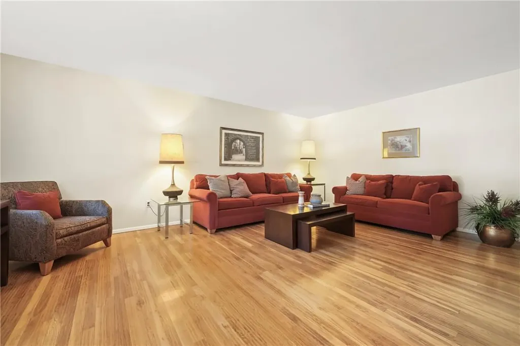 24 Mouacdie Drive Pearl River NY 10965