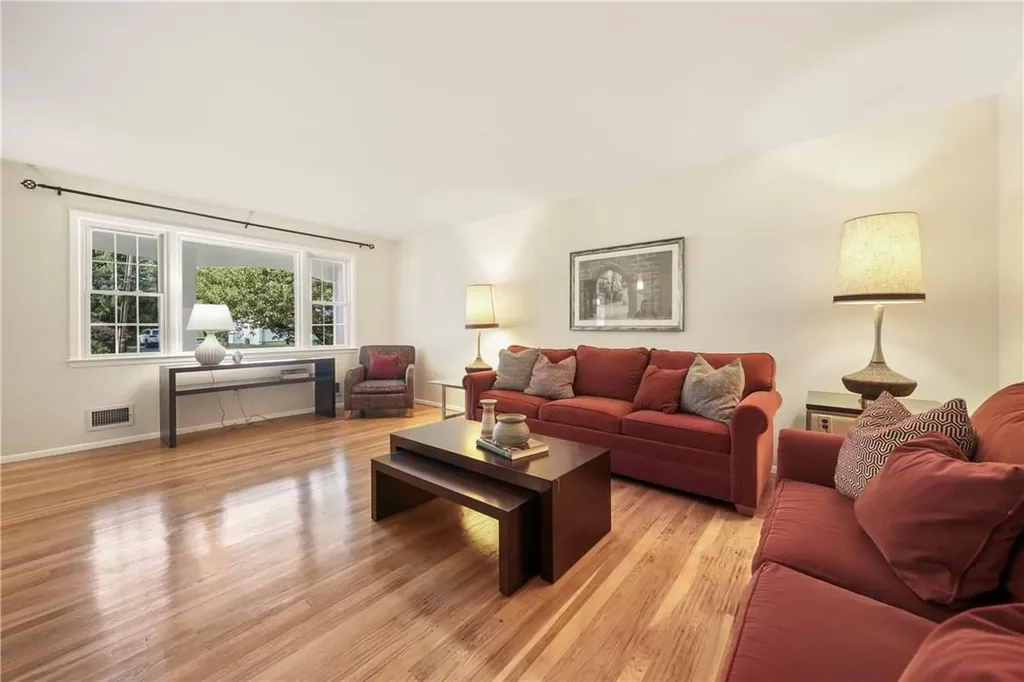 24 Mouacdie Drive Pearl River NY 10965
