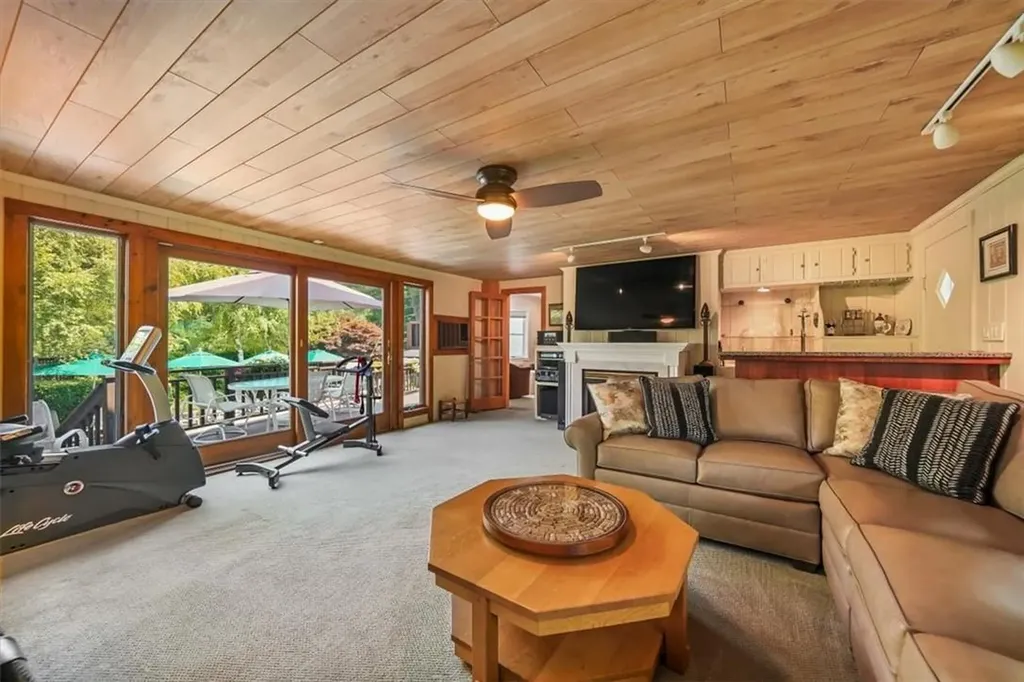 346 Shawangunk Road Middletown NY 10940
