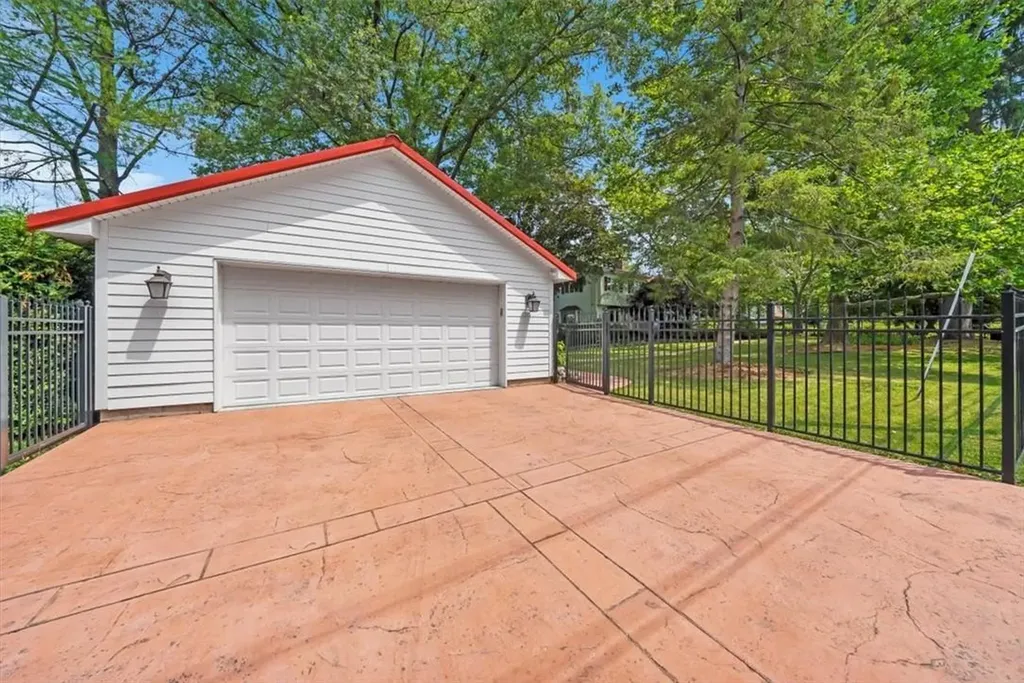 346 Shawangunk Road Middletown NY 10940
