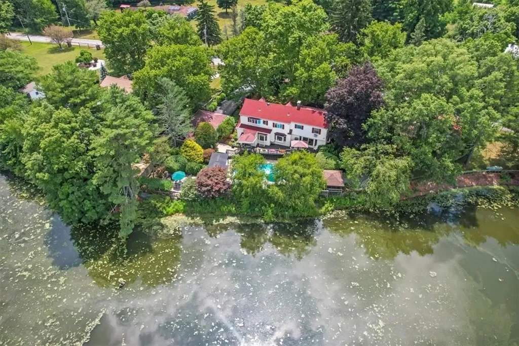 346 Shawangunk Road Middletown NY 10940