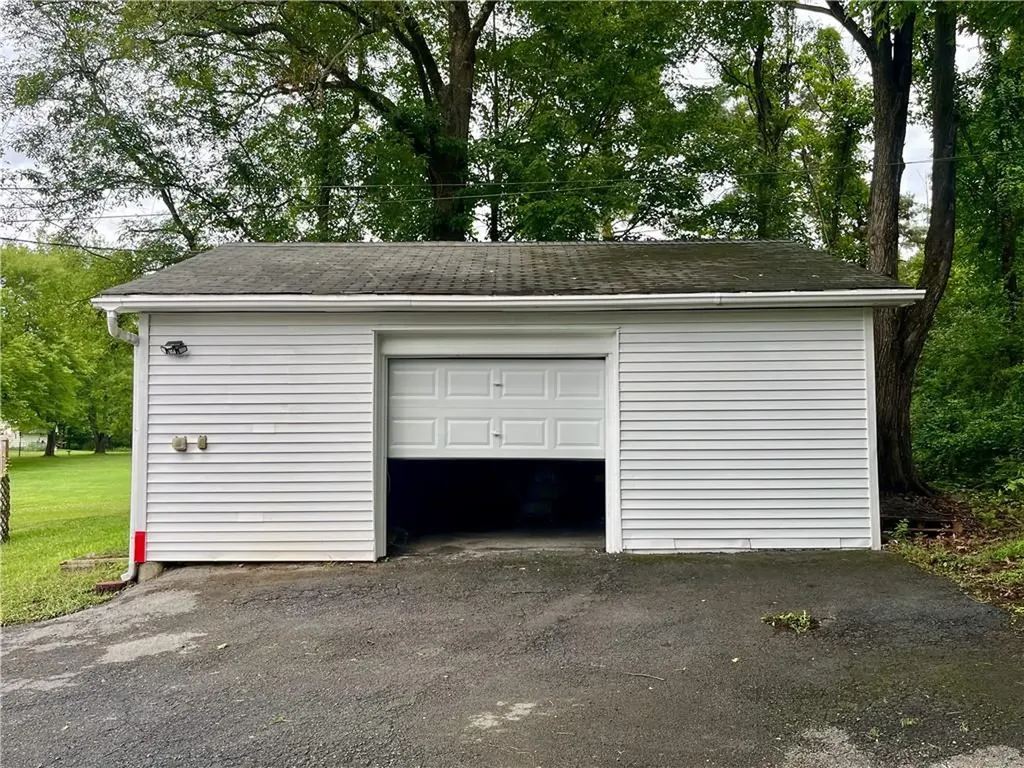 674 Dosen Road Middletown NY 10940