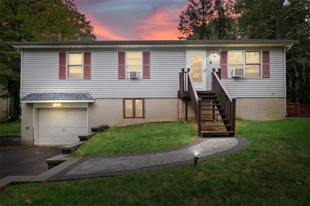 8 Princeton Drive Walden NY 12586