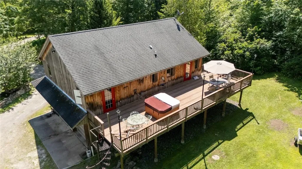 15 Rocky Mountain Way Holmes NY 12531