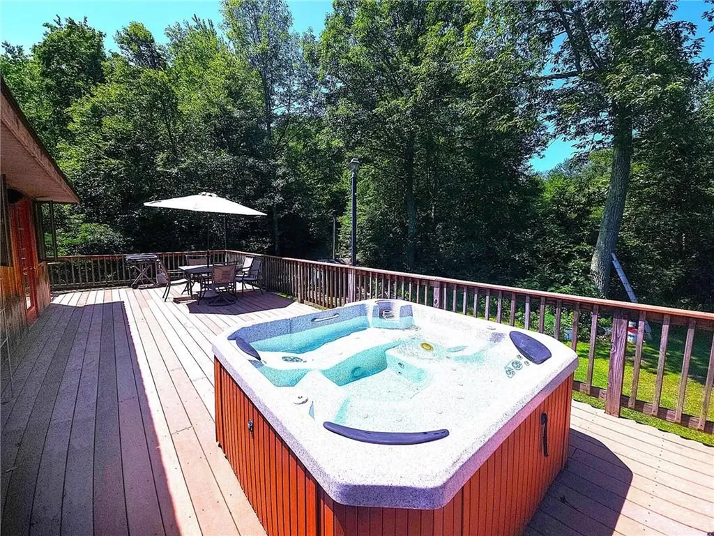 15 Rocky Mountain Way Holmes NY 12531