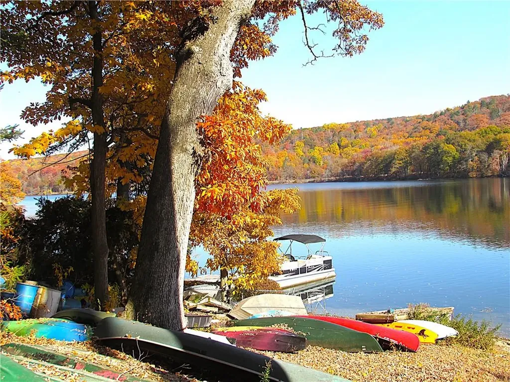 15 Rocky Mountain Way Holmes NY 12531