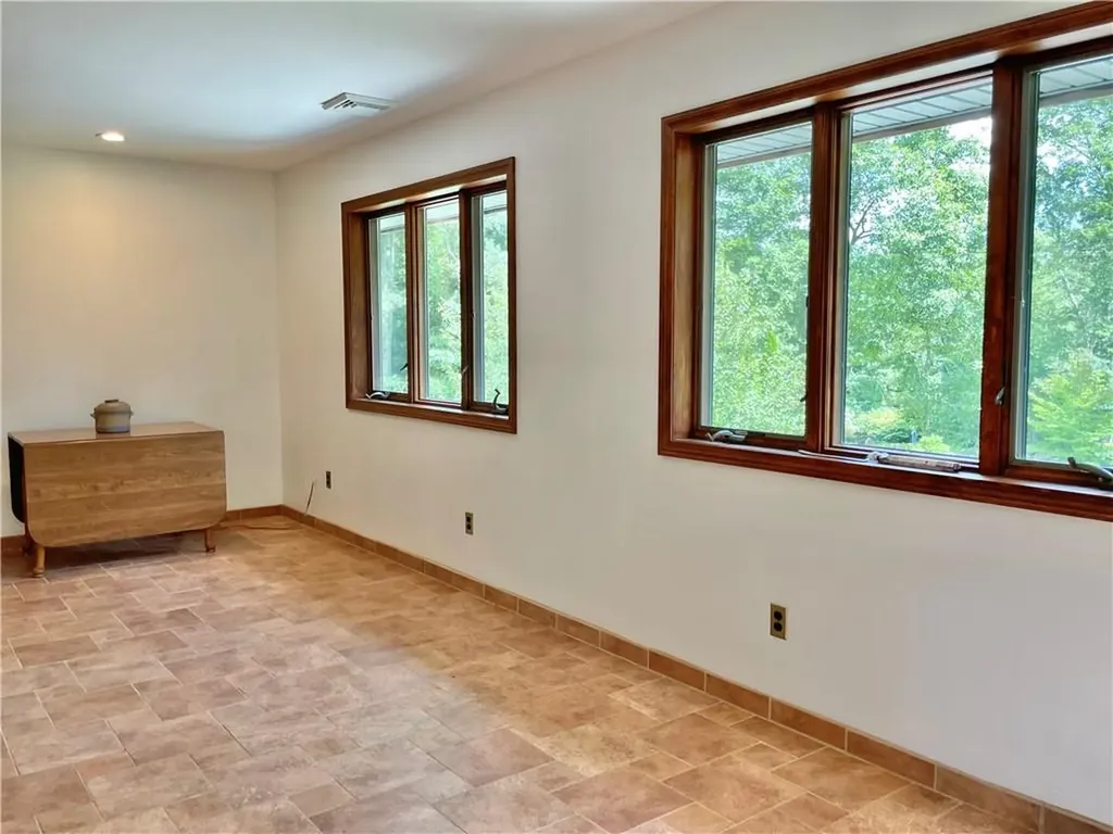 15 Rocky Mountain Way Holmes NY 12531