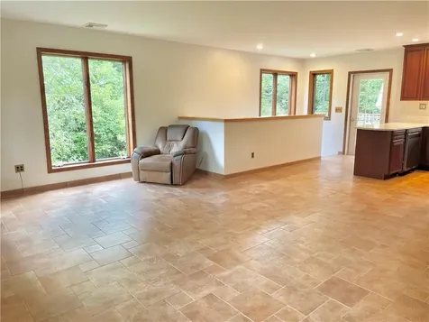 15 Rocky Mountain Way Holmes NY 12531