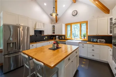 49 Mountain View Road Rhinebeck NY 12572