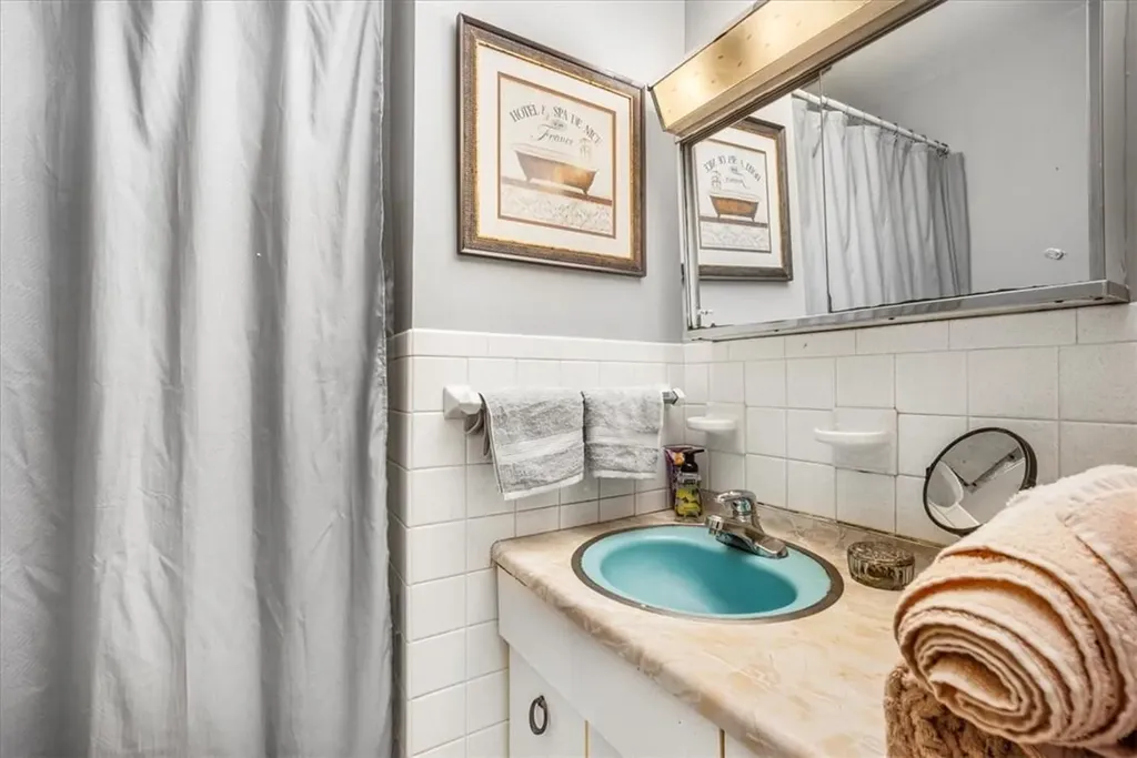 15 Virginia Avenue Poughkeepsie NY 12601