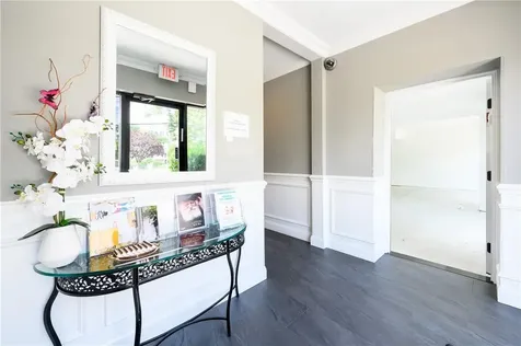453 White Plains Road Eastchester NY 10709