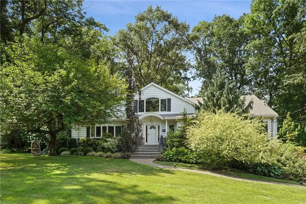 23 Springdale Road Scarsdale NY 10583