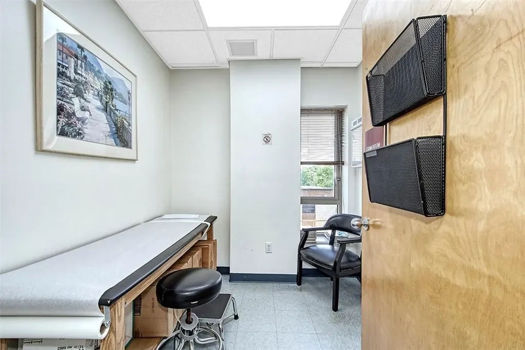 20 Beacon Hill Drive Dobbs Ferry NY 10522
