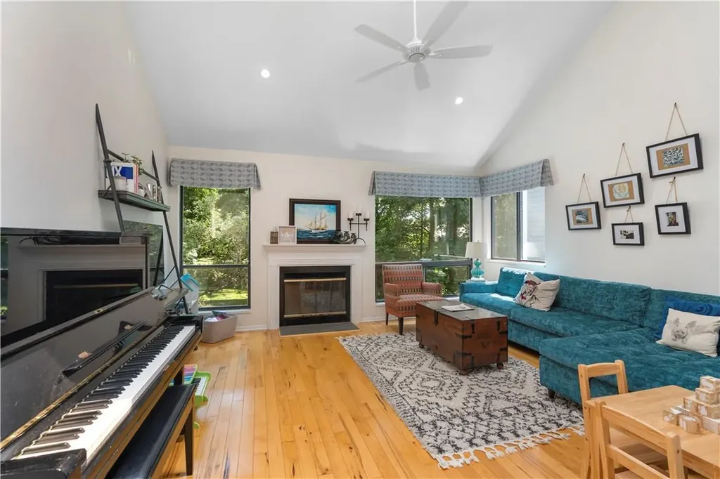 24 Westwood Circle Irvington NY 10533