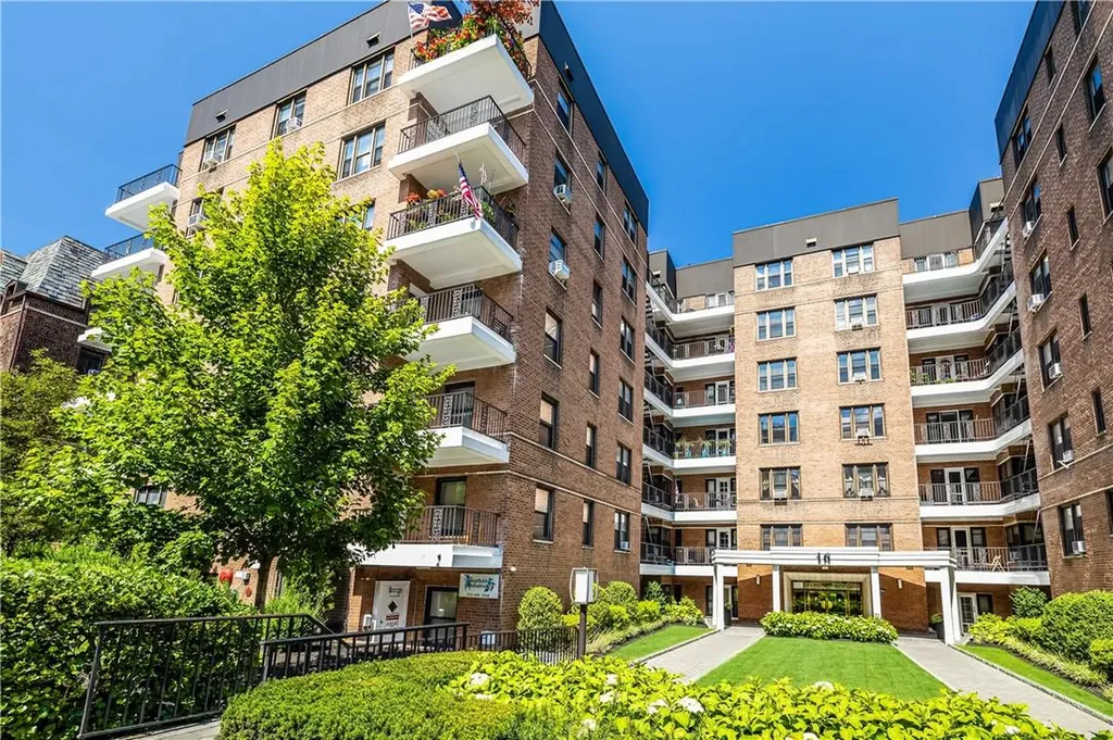 16 N Broadway White Plains NY 10601