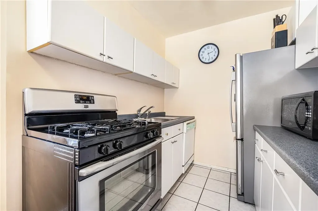 16 N Broadway White Plains NY 10601
