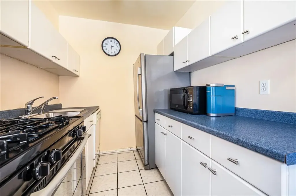 16 N Broadway White Plains NY 10601