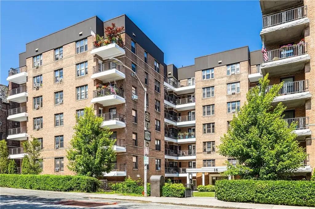 16 N Broadway White Plains NY 10601