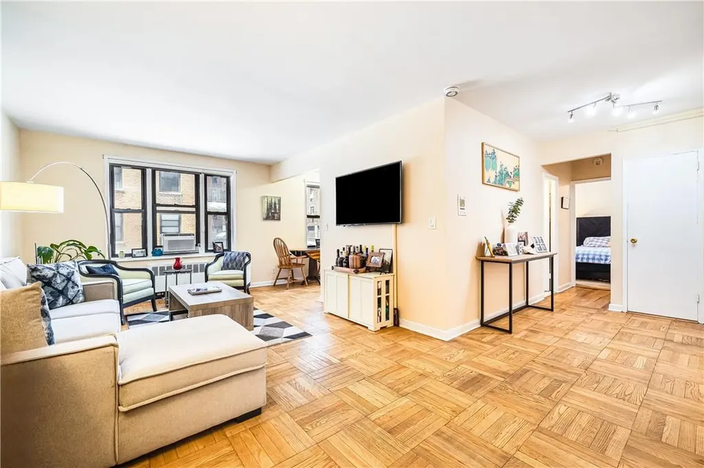 16 N Broadway White Plains NY 10601