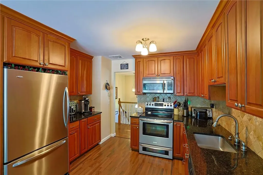 37 Red Fox Lane Brewster NY 10509