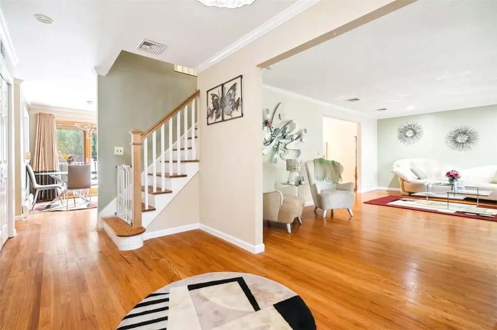 14 Pelham Avenue Nanuet NY 10954