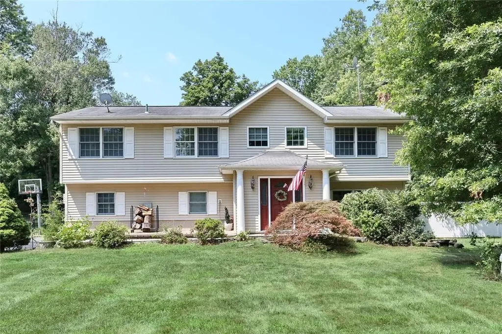 39 S Pascack Road Pearl River NY 10965