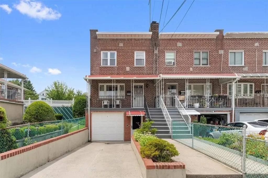 1239 Edison Avenue Bronx NY 10461