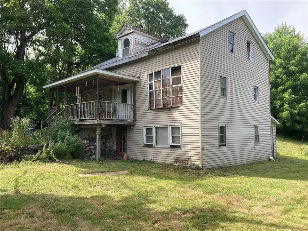 1605 Albany Post Road Wallkill NY 12589