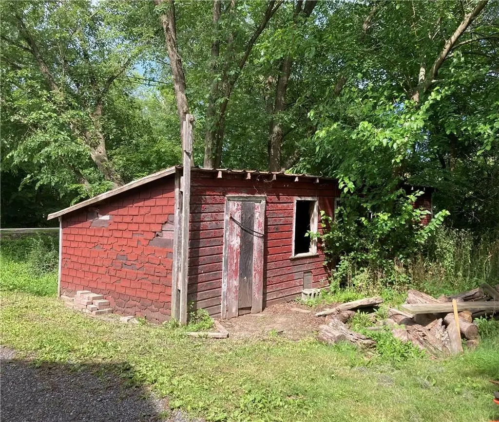 1605 Albany Post Road Wallkill NY 12589