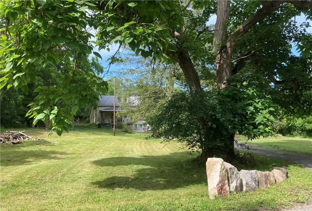 1605 Albany Post Road Wallkill NY 12589