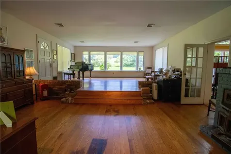 354 South Road Millbrook NY 12545