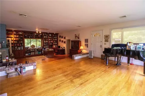 354 South Road Millbrook NY 12545