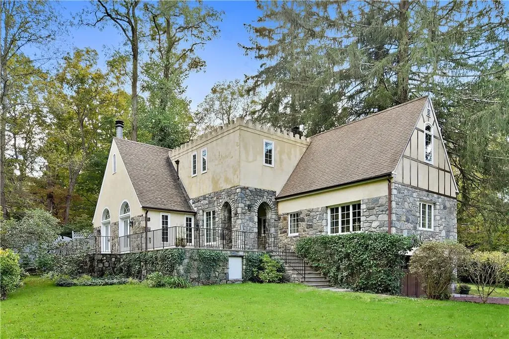 160 Long Ridge Road Bedford NY 10506