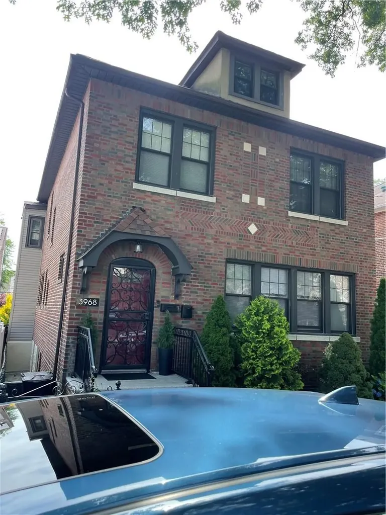 3968 Bell Avenue Bronx NY 10466