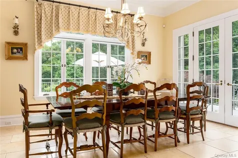 17 Cowdray Park Drive Armonk NY 10504
