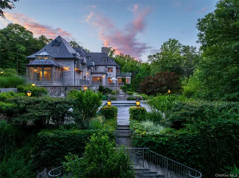 17 Cowdray Park Drive Armonk NY 10504