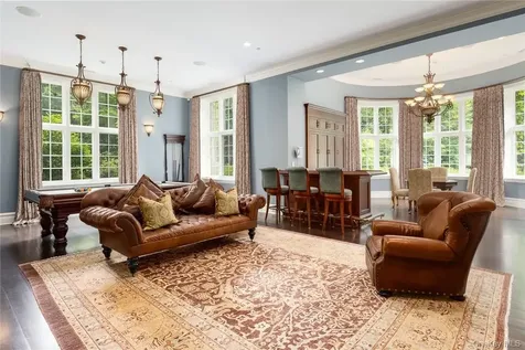 17 Cowdray Park Drive Armonk NY 10504