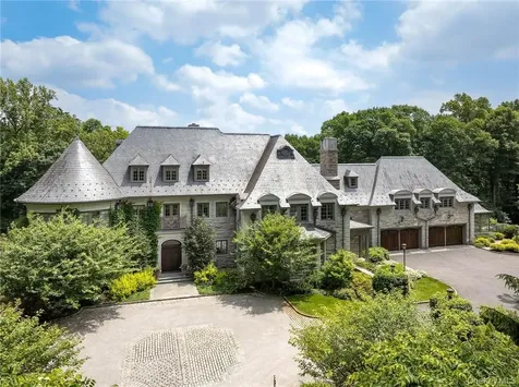 17 Cowdray Park Drive Armonk NY 10504