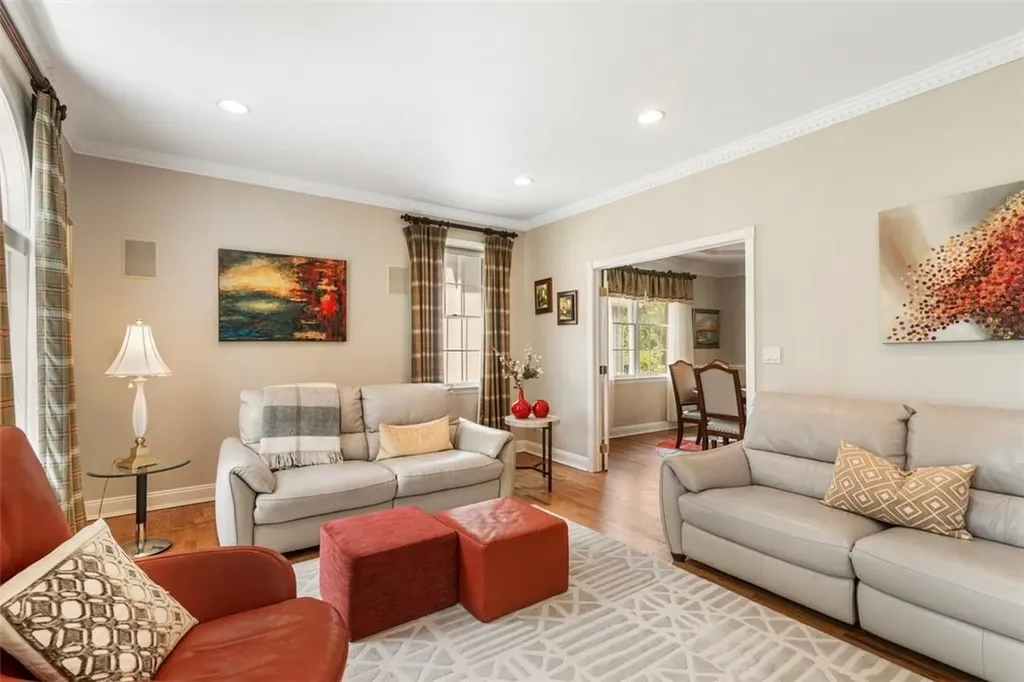 333 Frank Avenue Mamaroneck NY 10543