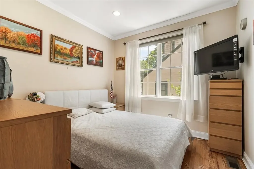 333 Frank Avenue Mamaroneck NY 10543