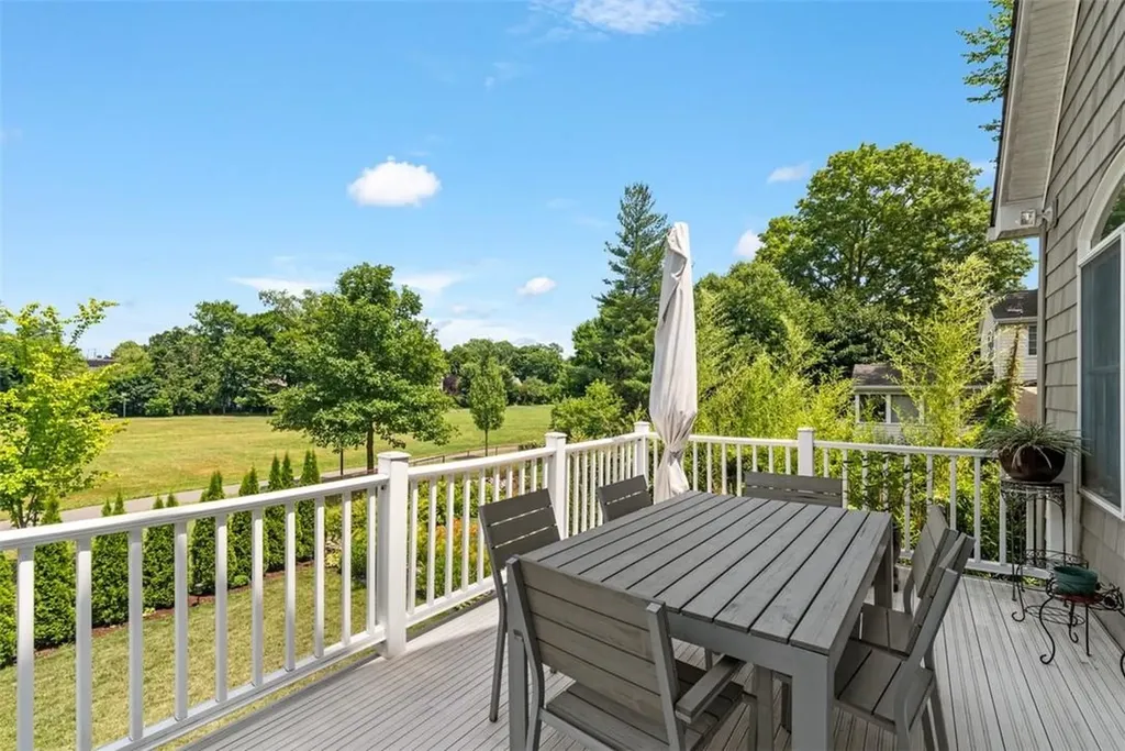 333 Frank Avenue Mamaroneck NY 10543