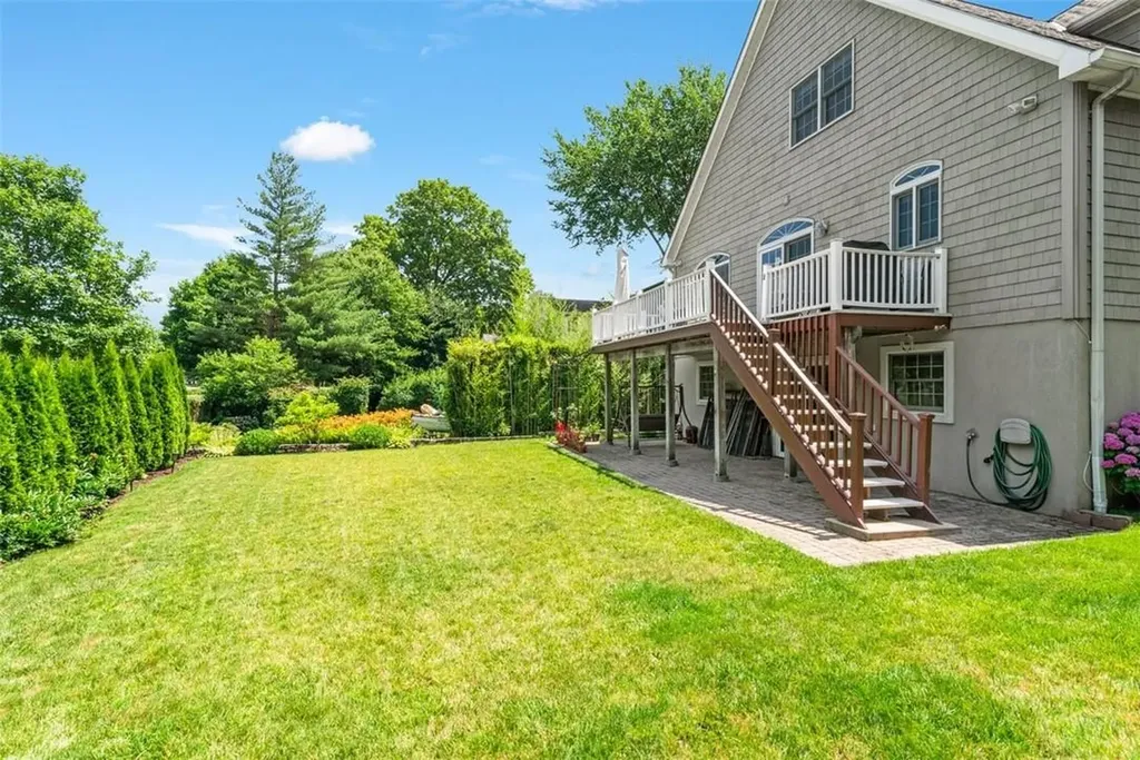 333 Frank Avenue Mamaroneck NY 10543
