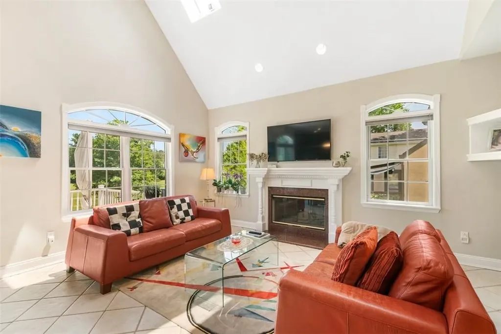 333 Frank Avenue Mamaroneck NY 10543