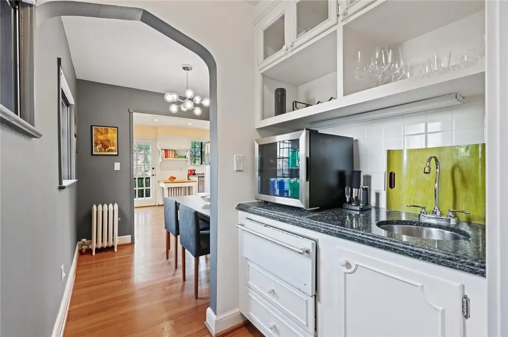 27 Bretton Road Scarsdale NY 10583